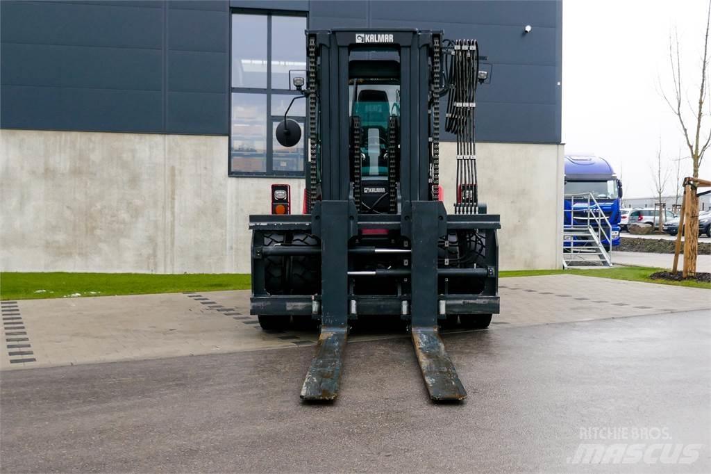 Kalmar DCG 160-12 Diesel Stapler