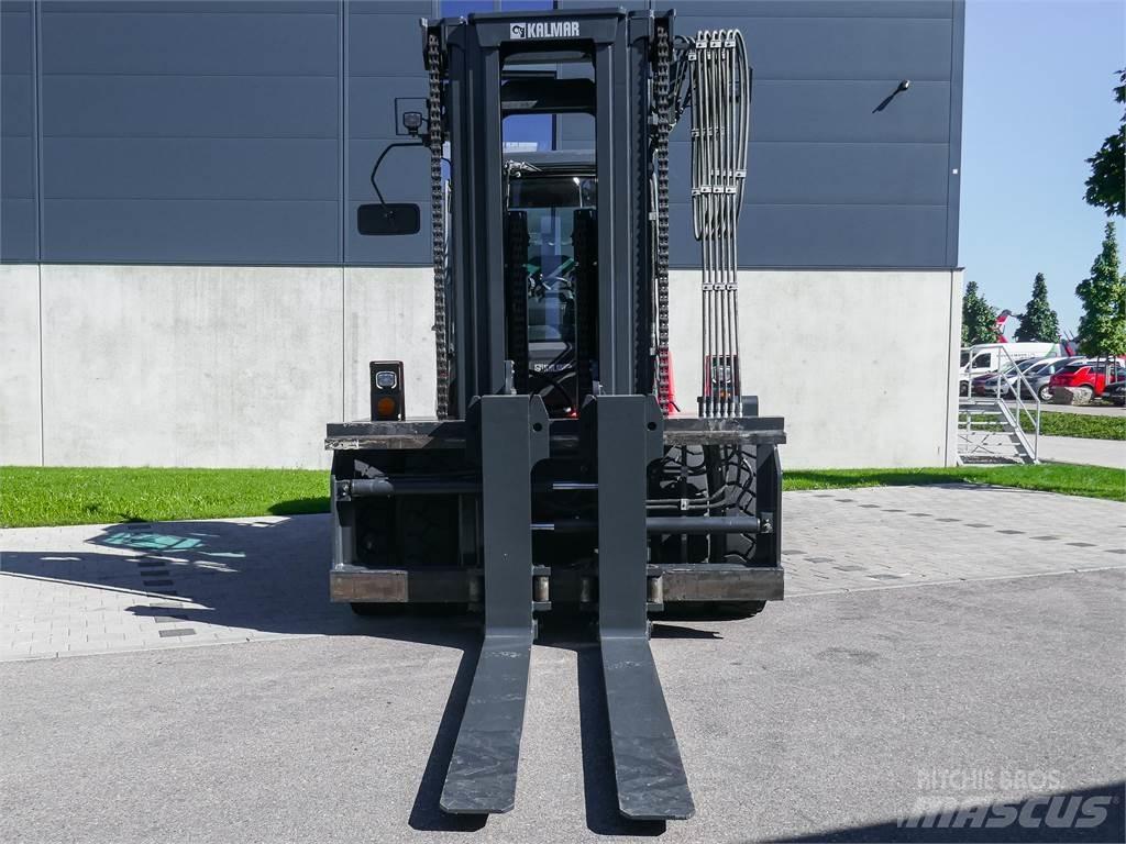 Kalmar DCG 160-12 Diesel Stapler