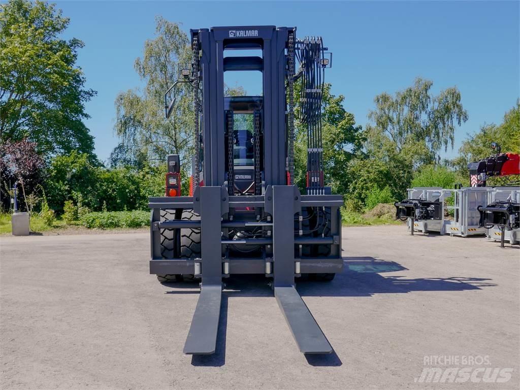Kalmar DCG 160-12 Diesel Stapler