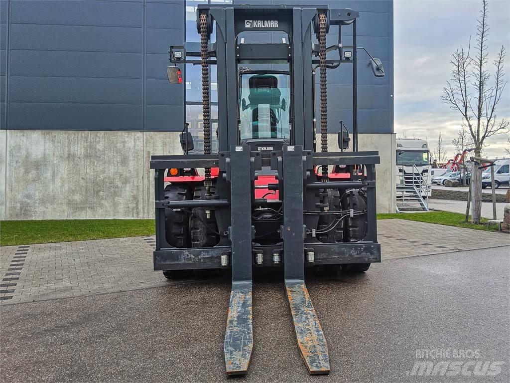 Kalmar DCG 250-12 Diesel Stapler