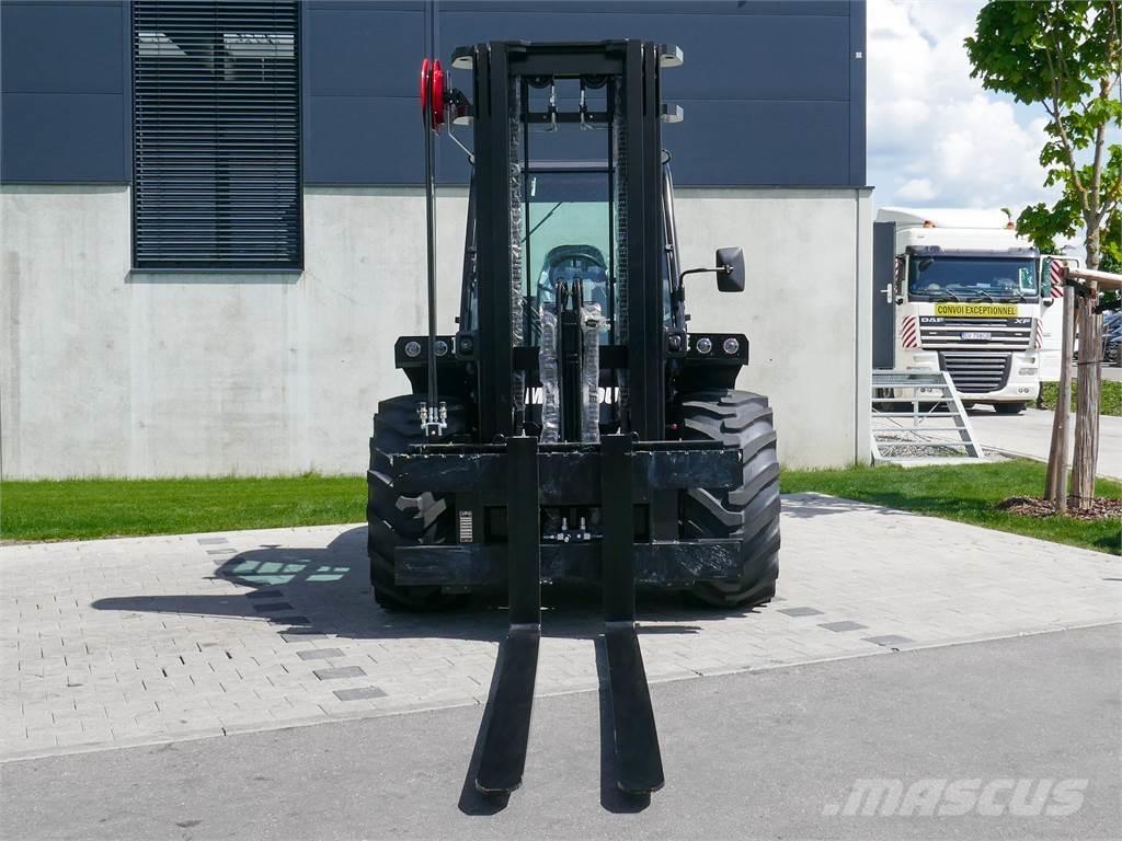 Manitou M 50-4 Geländestapler