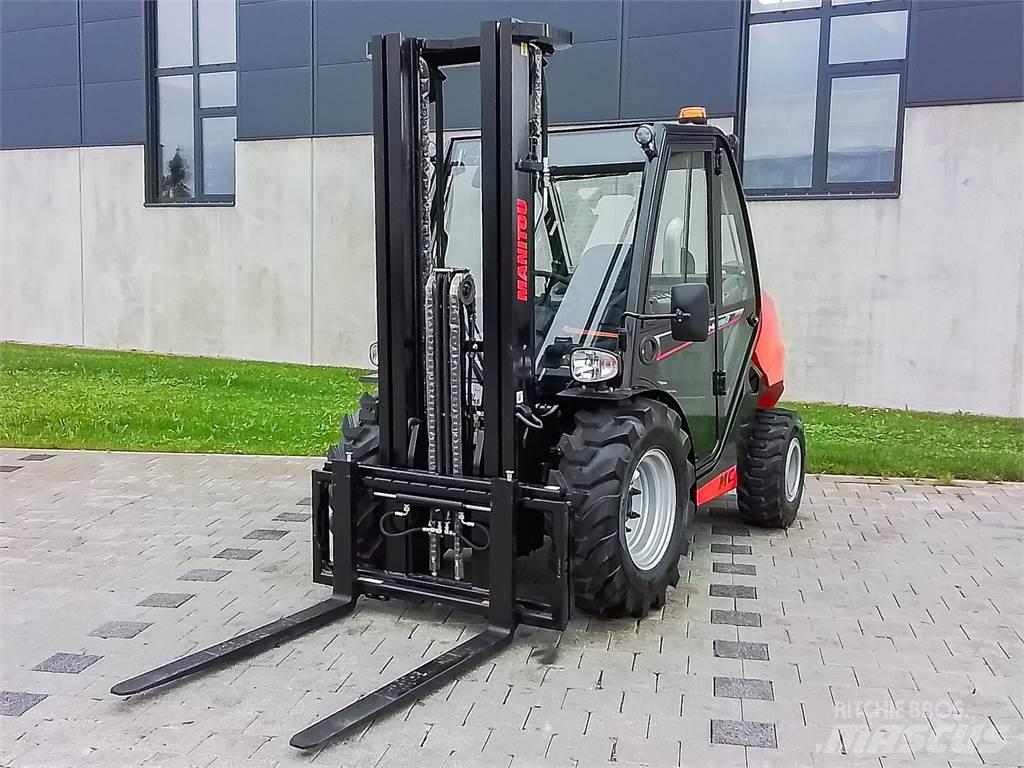 Manitou MC 30-4 Geländestapler