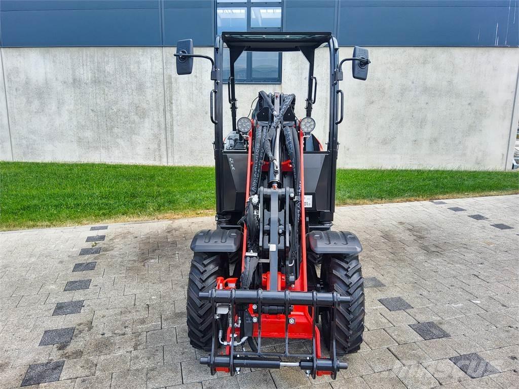 Manitou MLA 2-25H Minibagger < 7t