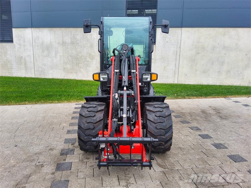 Manitou MLA 3-25H Minibagger < 7t