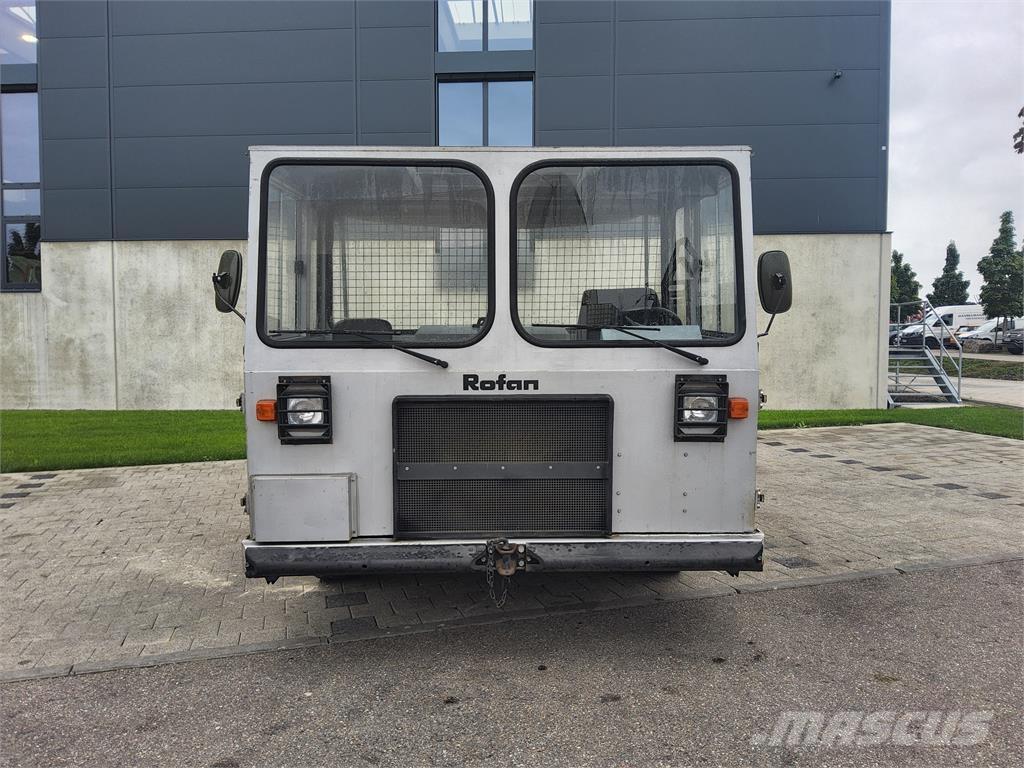 Rofan TPR-10 Schlepper