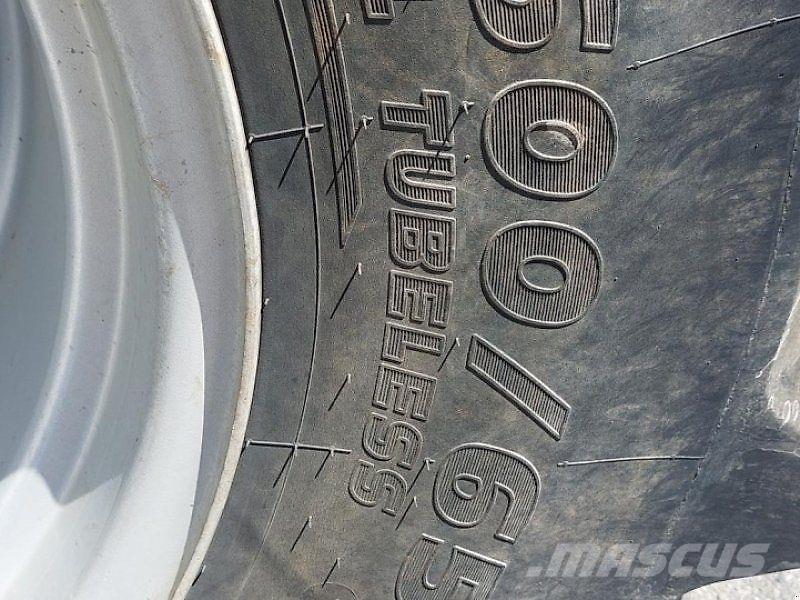 CASE Puma CVX 240 Traktoren