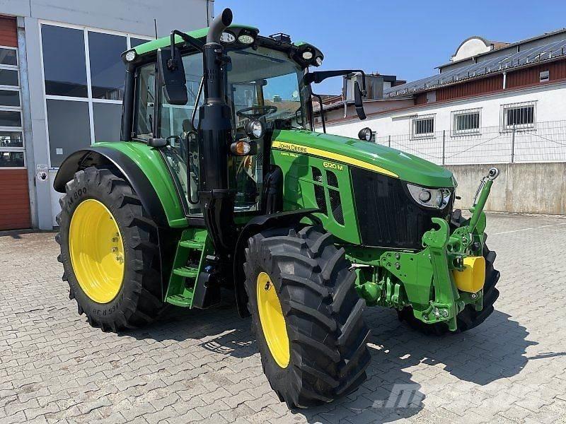 John Deere 6120M Traktoren