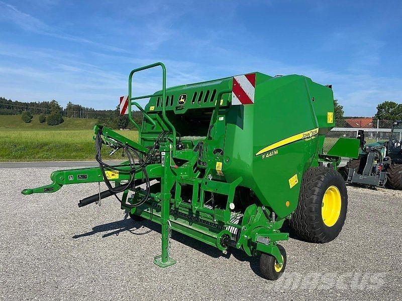 John Deere F441M Sonstige Landmaschinen