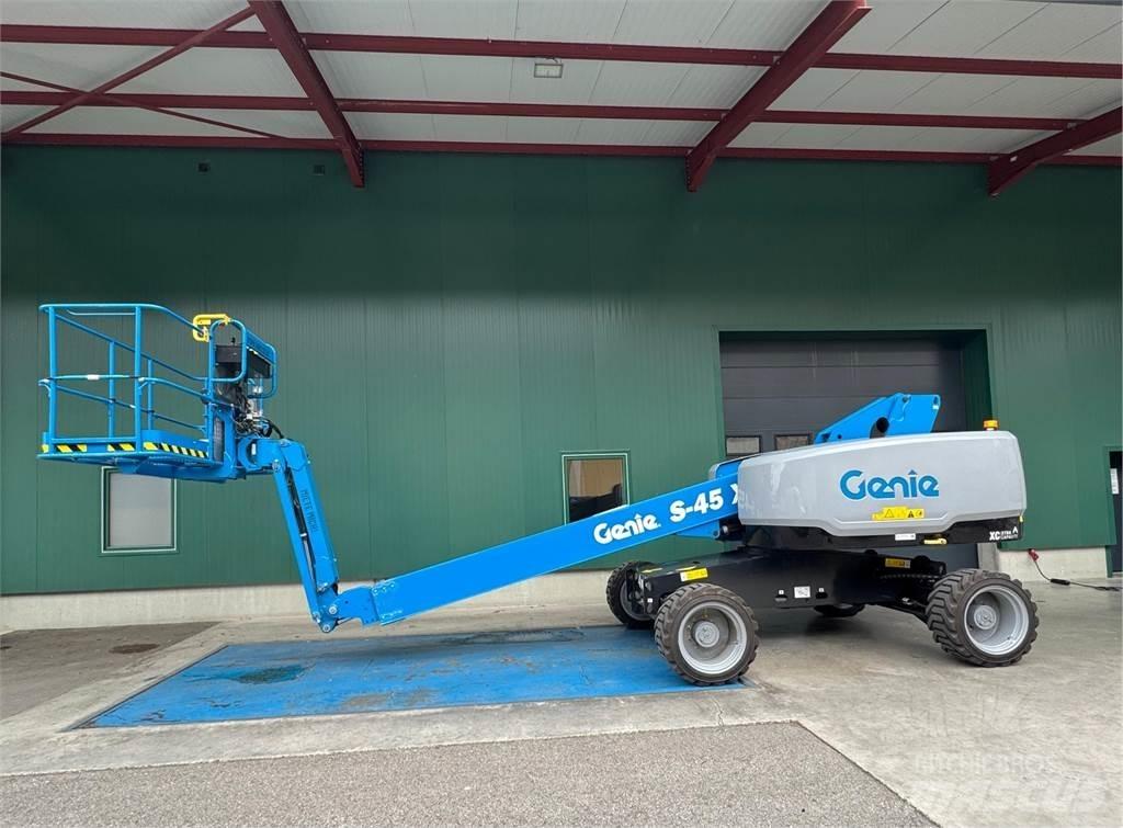 Genie S-45 XC Gelenkteleskoparbeitsbühnen
