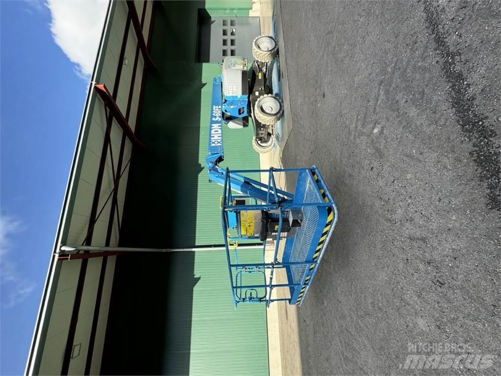 Genie S-60 FE Gelenkteleskoparbeitsbühnen