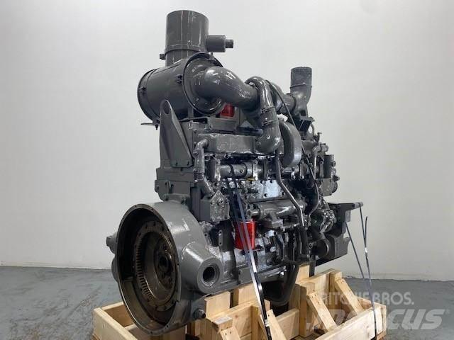 Komatsu M11-C Motoren