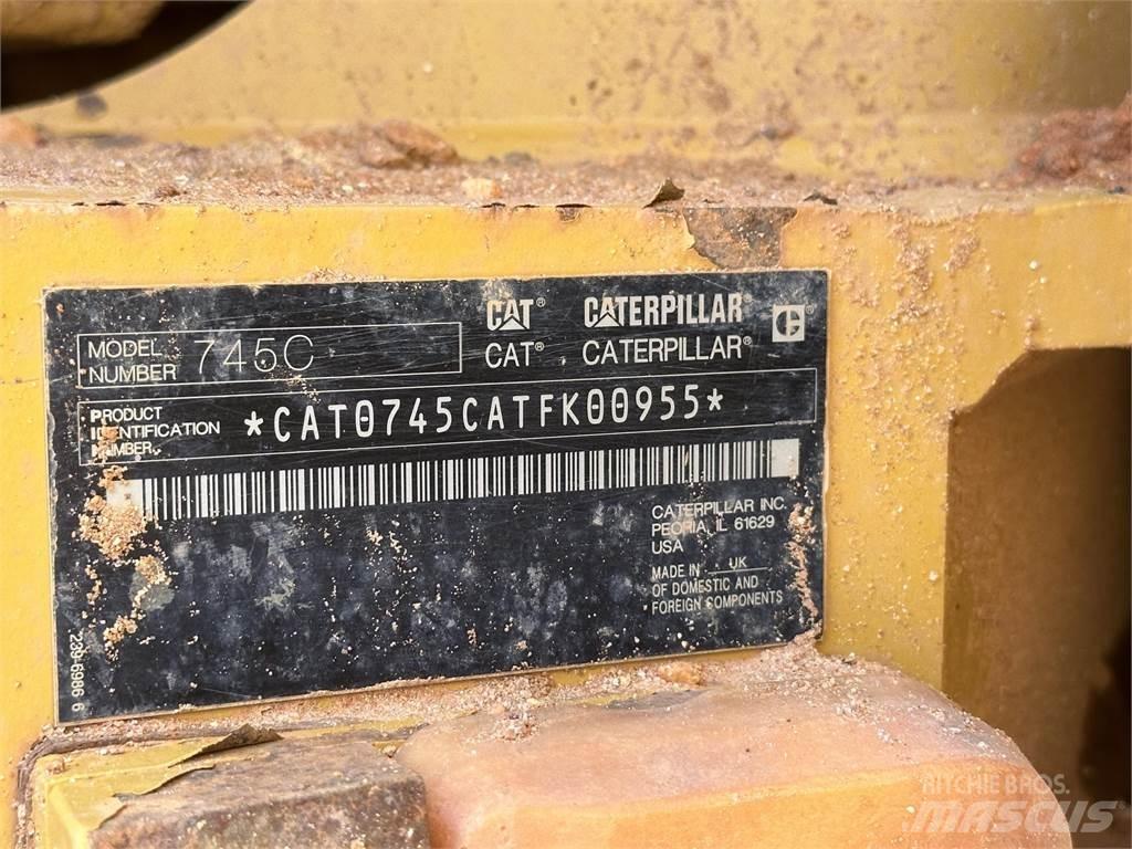 CAT 745C Dumper - Knickgelenk