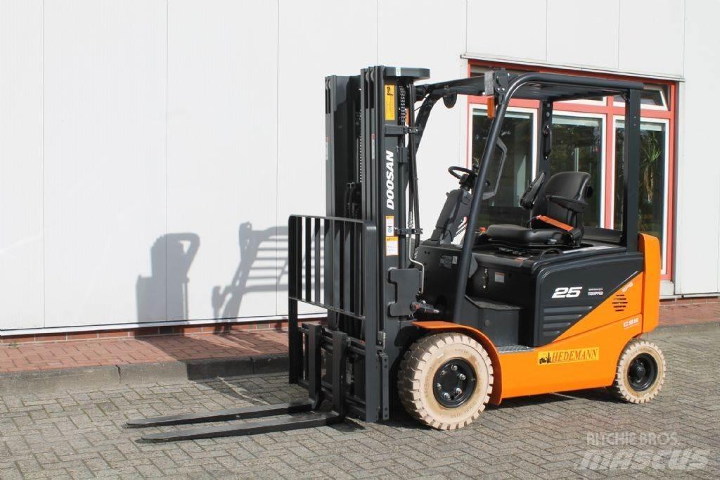 Doosan B25NS Elektro Stapler