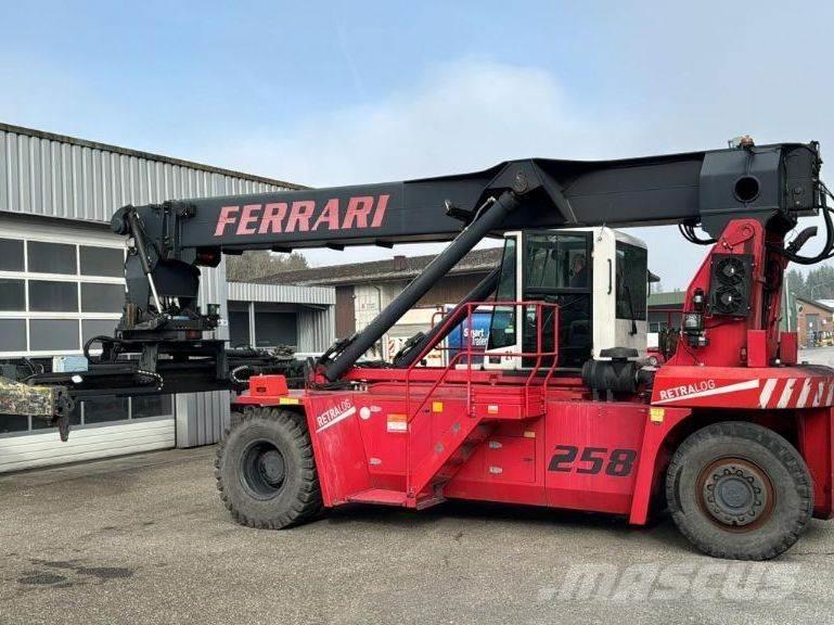 CVS Ferrari F258.6 Reach-Stacker