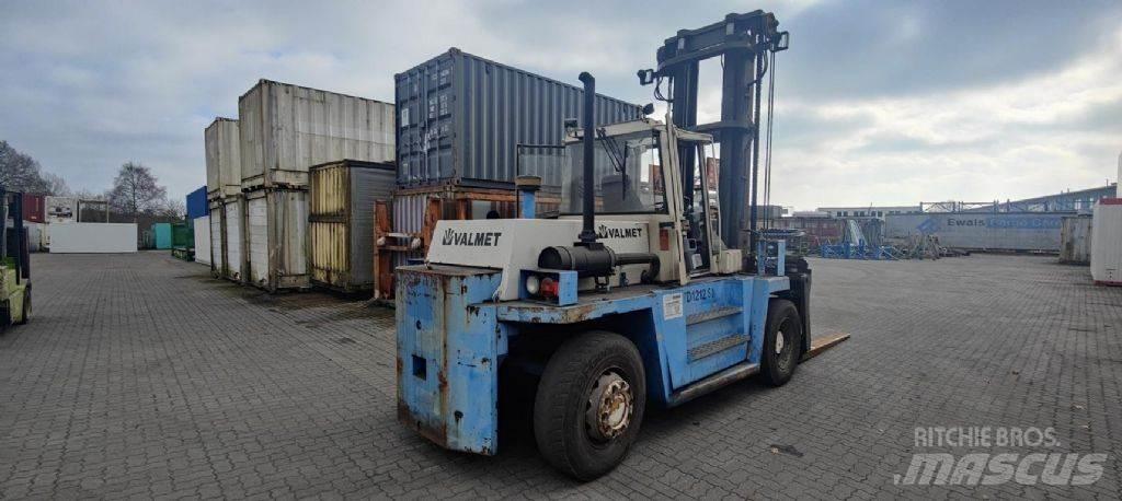 Valmet TD1212S Diesel Stapler