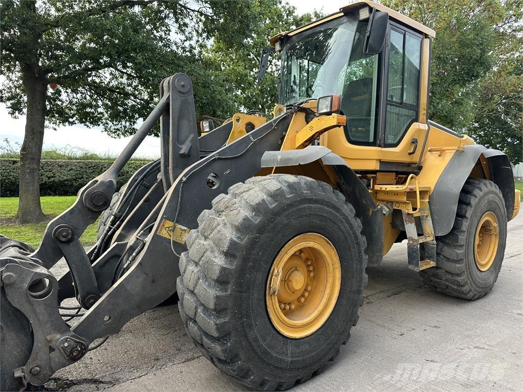 Volvo L120F Radlader