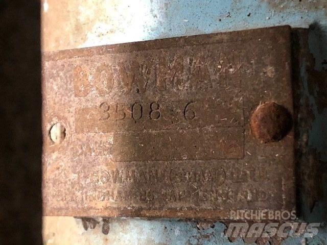 Bowman GL400 Oliekøler Sonstige Baumaschinen