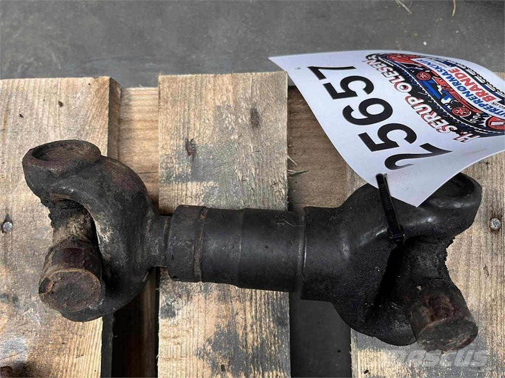 CASE 695SR kardan Andere Zubehörteile