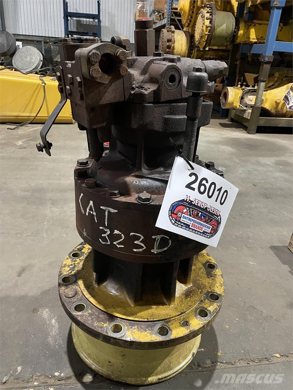 CAT 323D krøjegear Getriebe