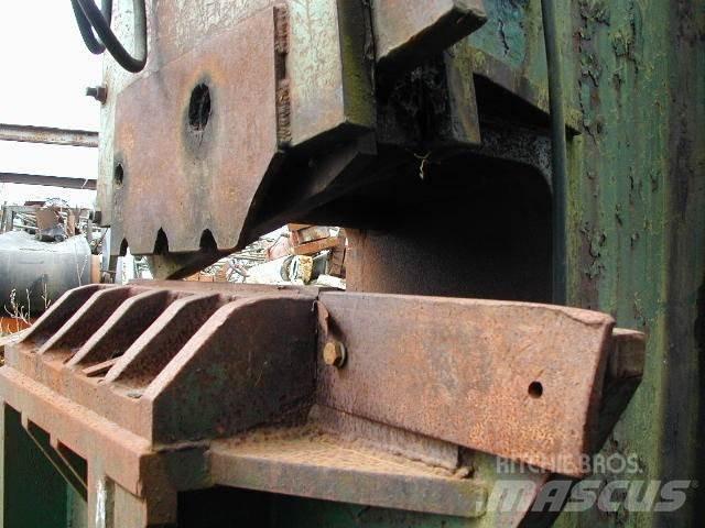 Eldan 400 skrotsaks Pulverisierer