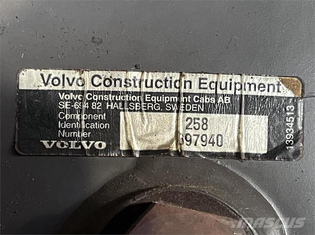  Hydraulik Tank, Volvo L90E Hydraulik