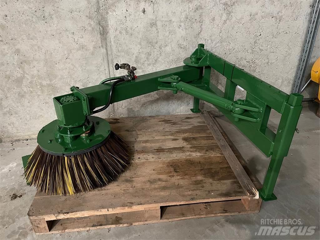  Kost med hydraulisk sving Sonstige Baumaschinen