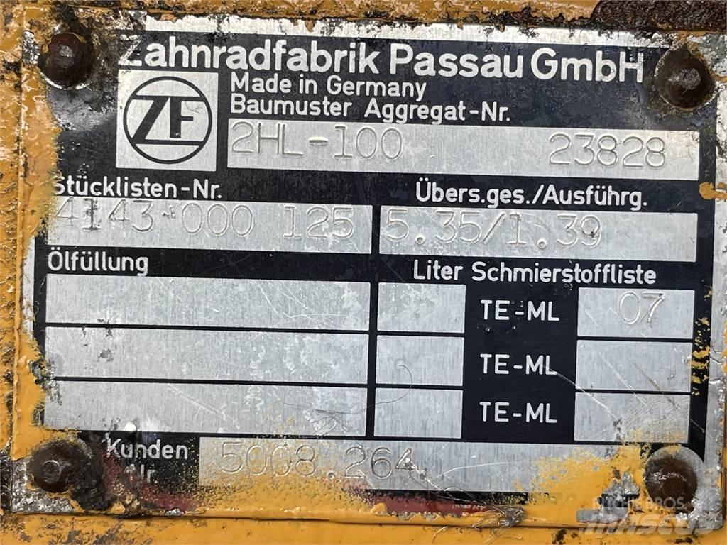 Liebherr A902 Køregear Getriebe
