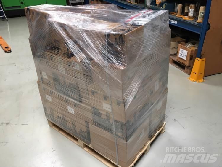  Luftfiltre Fleetguard Sonstige Baumaschinen