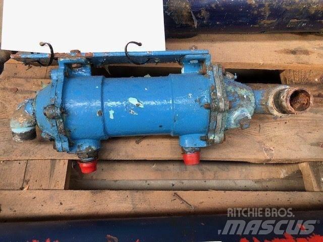  Oliekøler Ø85 mm Sonstige Baumaschinen