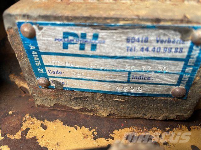 Poclain 125CK Krøjegear Getriebe