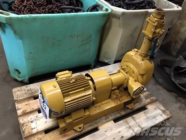  Pumpe m/el-motor - 3 Wasserpumpen