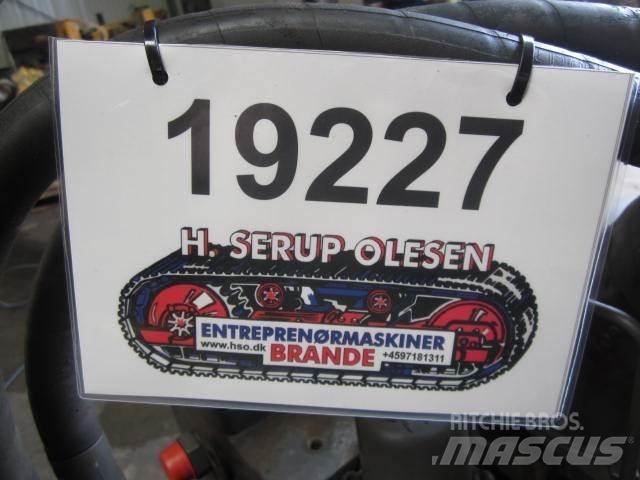 Volvo 230B Krøjegear Sonstige Baumaschinen