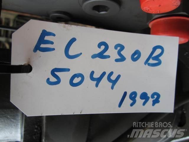 Volvo 230B Krøjegear Sonstige Baumaschinen