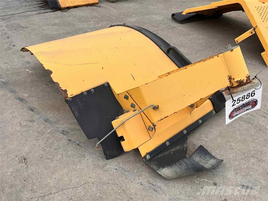 Volvo L220E højre bagskærm Andere Zubehörteile