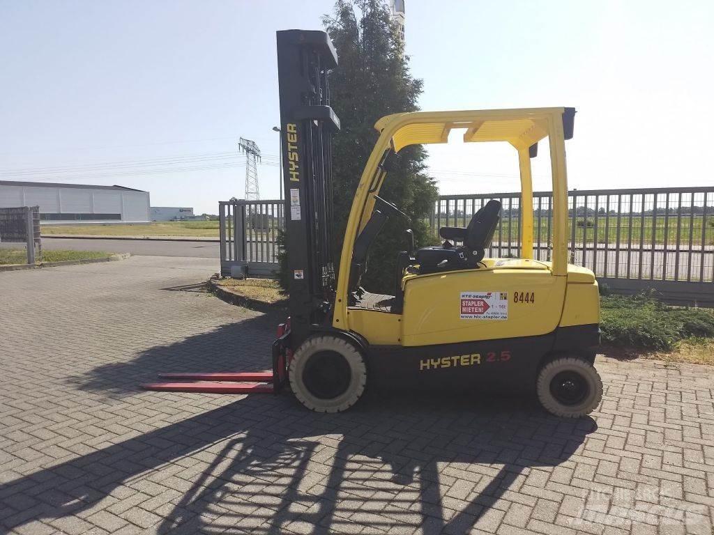 Hyster J2.5XN Elektro Stapler