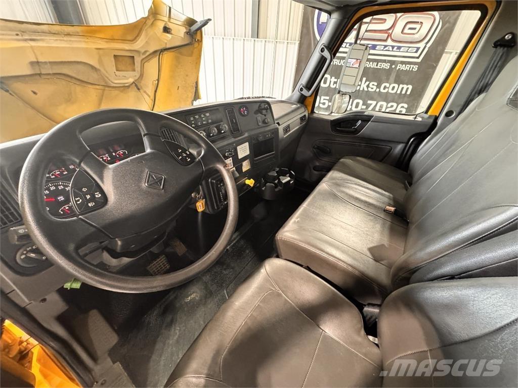 International MV607 Kastenaufbau