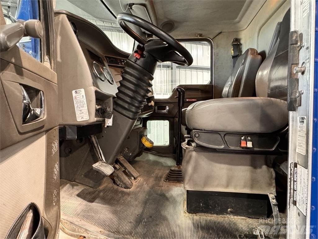 Kenworth T370 Pritschenwagen/Pritschenwagen mit Seitenklappe