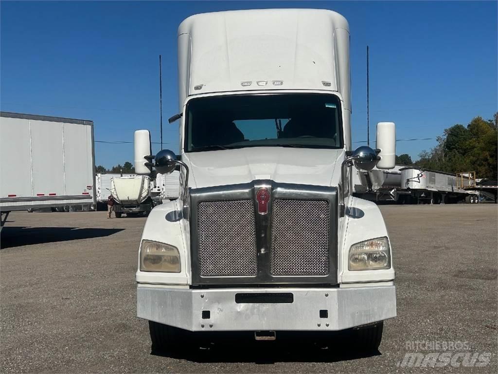 Kenworth T880 Sattelzugmaschinen