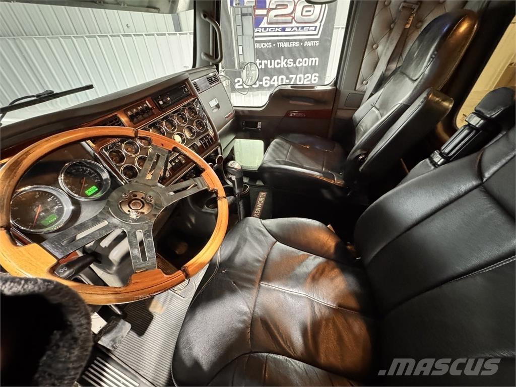 Kenworth W900L Sattelzugmaschinen