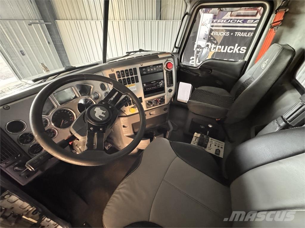 Mack GU813 Containerwagen