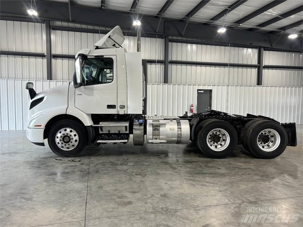 Volvo VNR64T300 Sattelzugmaschinen