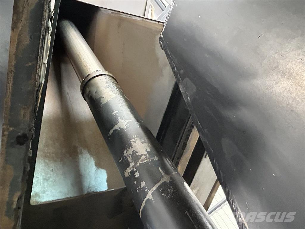 Western Star 4700SF Kipper