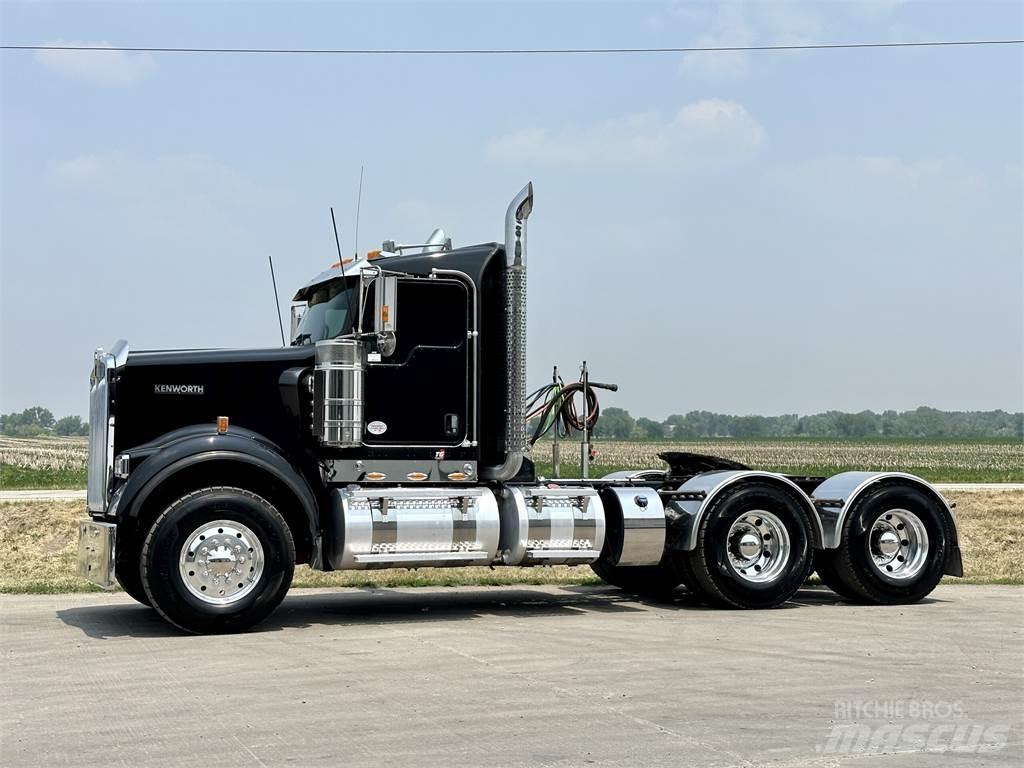 Kenworth W900 Sattelzugmaschinen