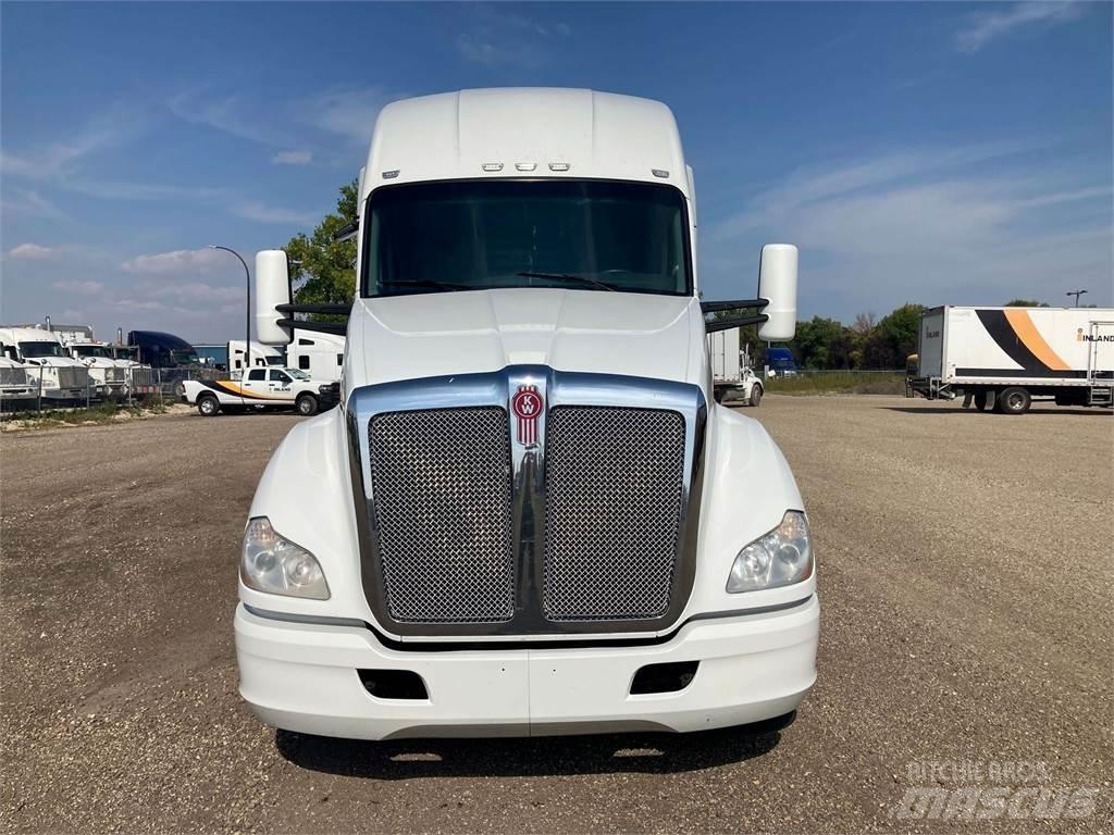 Kenworth T680 Sattelzugmaschinen