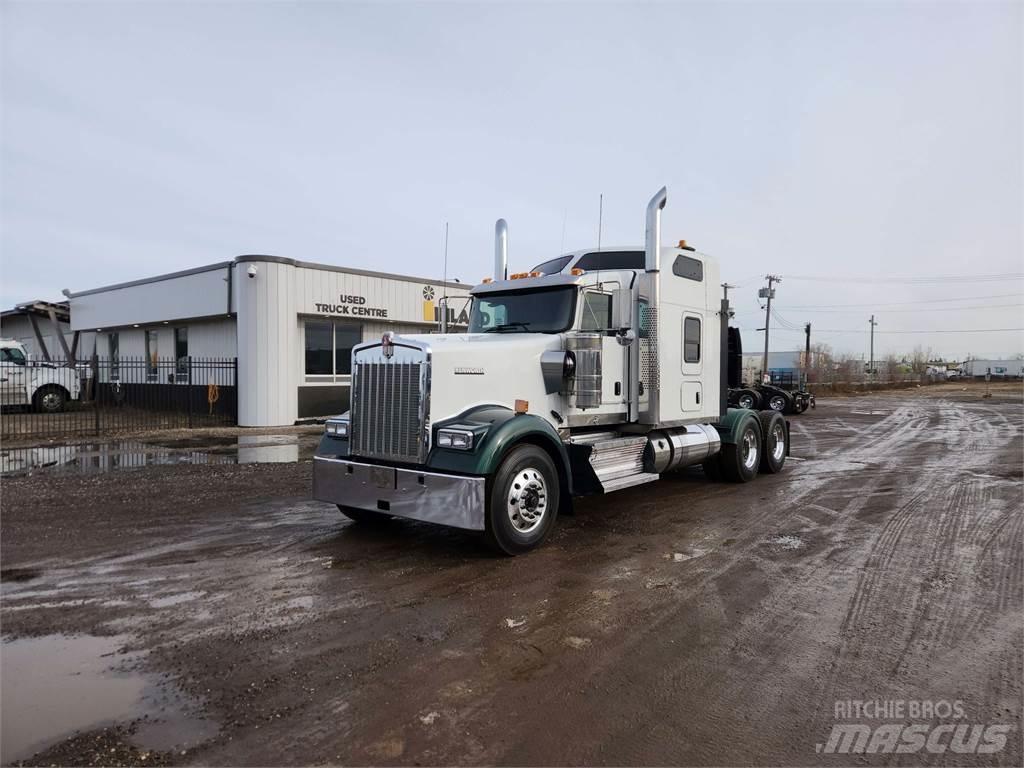 Kenworth W900L Sattelzugmaschinen