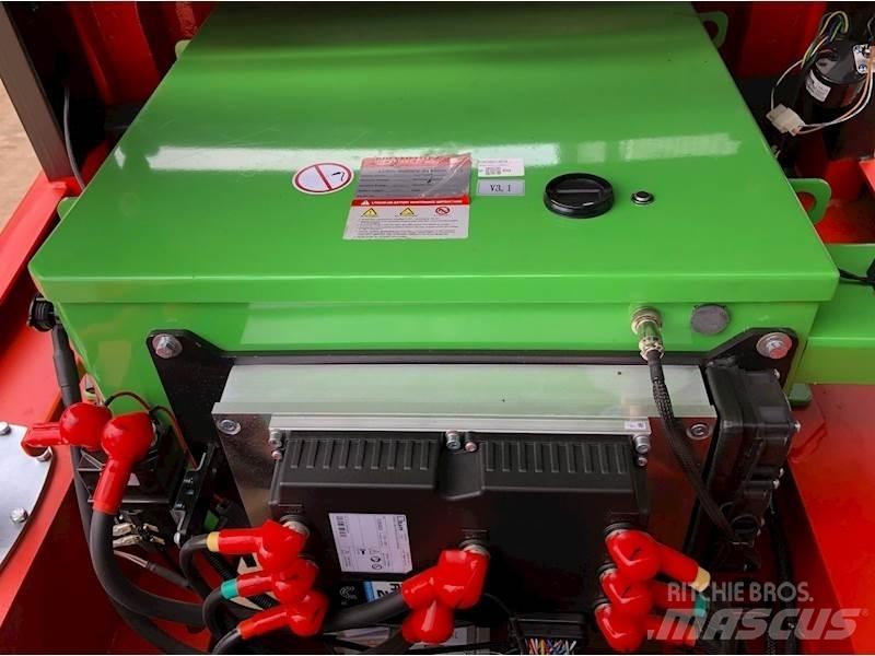 EP EFL302 Elektro Stapler