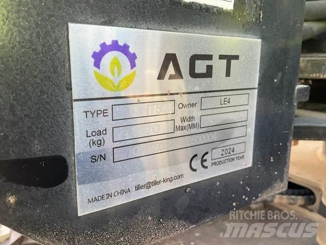 AGT QNT50R Raupenbagger