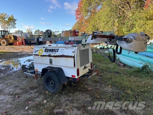 Atlas QLT M10 Lichtmasten