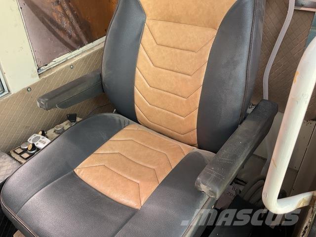Bauer MBG24 Schwere Bohrgeräte