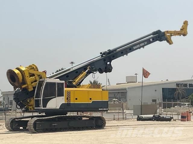 Bauer MBG24 Schwere Bohrgeräte